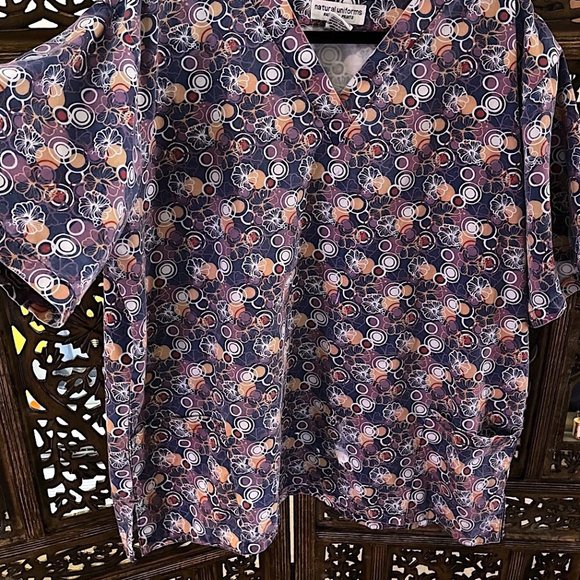 NATURAL UNIFORMS NATURAL PRINTS MULTICOLOR FLORAL CIRCLE PRINT SCRUBS T SHIRT XL - Picture 2 of 4